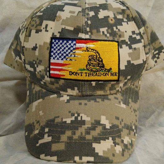 Digital Camo Hat 6-panel - Don't Tread On Me - trucker style Adult one-size